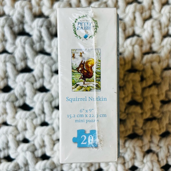 New York Puzzle Company “Squirrel Nutkin” Mini Puzzle - 20 Piece - Picture 5 of 8